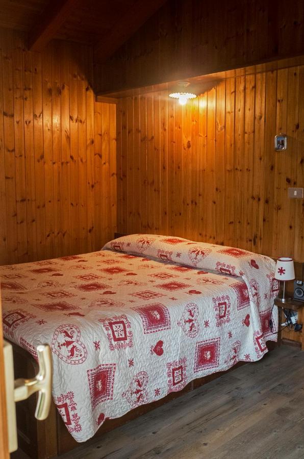 Chalet Indipendente In Centro A Valtournenche Kültér fotó